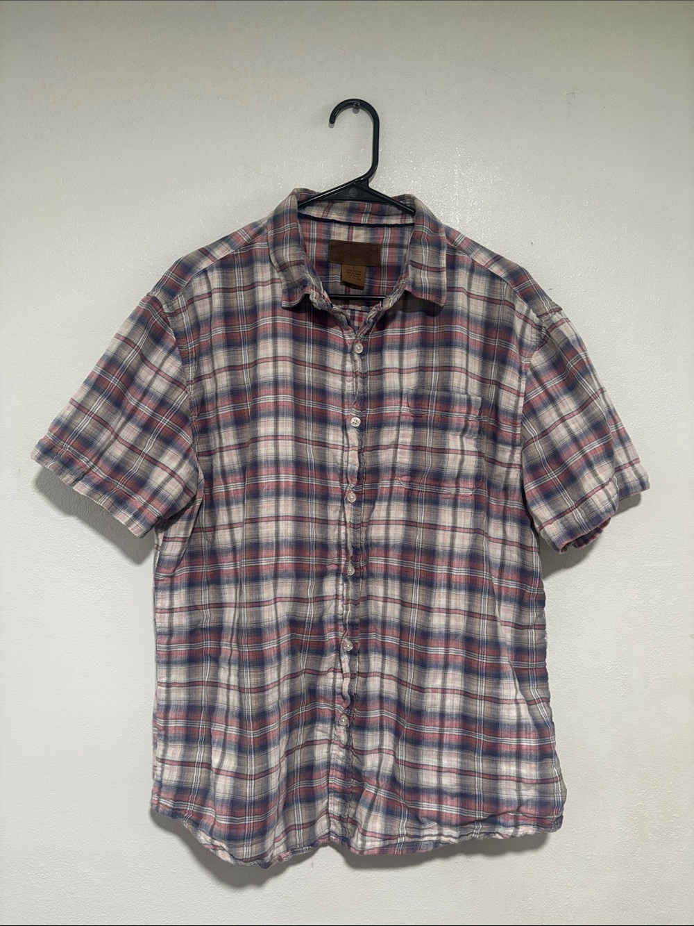 Clear water Casual Short-Sleeve Plaid Button-Down Shirt — Red, Blue & White